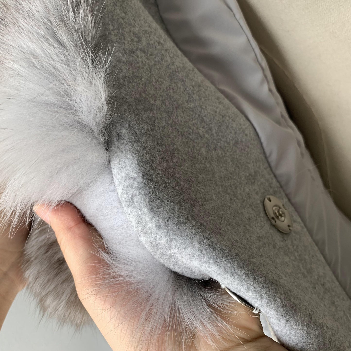 Jaxmonoy Modern Style Cashmere Coat With Luxurious Real Fox Fur Collar