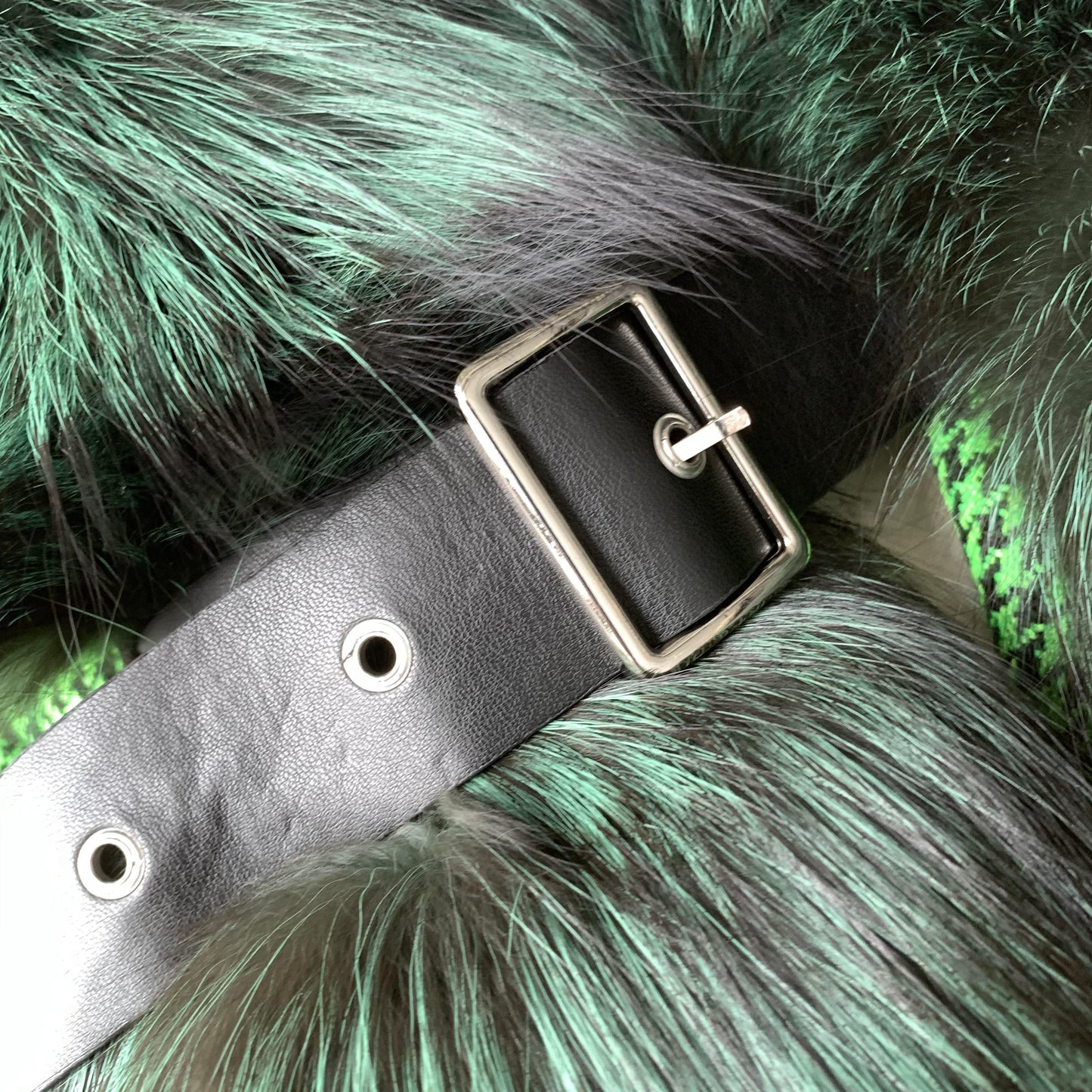 Jaxmonoy Plover Cashmere Coat With Real Fur Collar And Leather Buckle