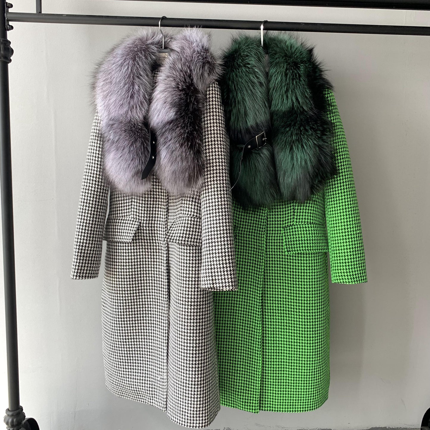 Jaxmonoy Plover Cashmere Coat With Real Fur Collar And Leather Buckle